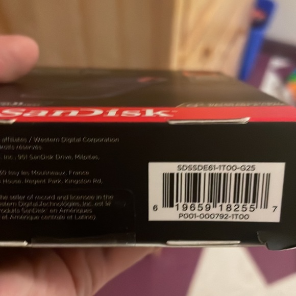 SanDisk extreme portable SSd 1TB - Picture 7 of 7